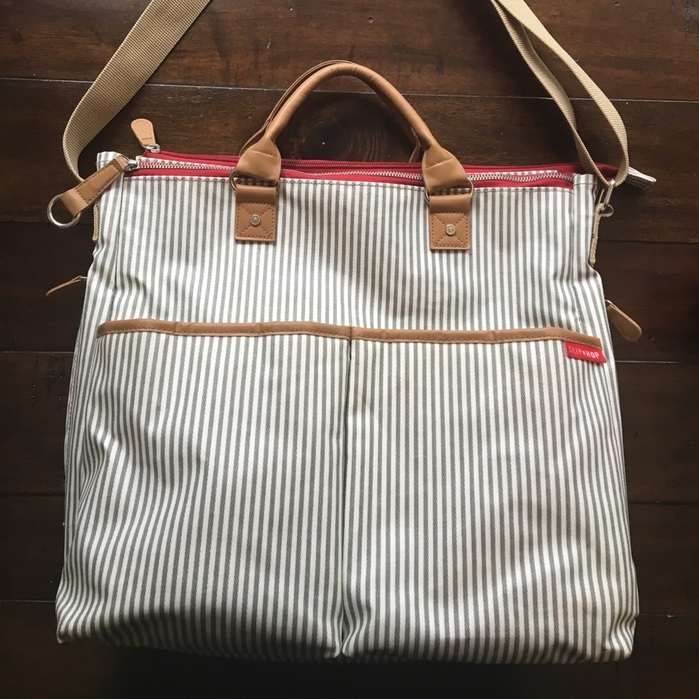 Hop Skip diaper bag